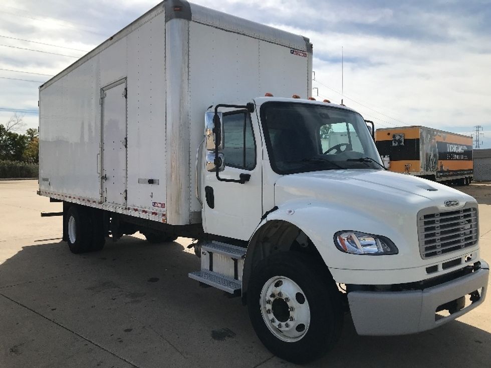 Medium Duty Box Truck-Light and Medium Duty Trucks-Freightliner-2018-M2-Allen Park-MI-135,982\n\t\tmiles-$ 45,750 - Image 1