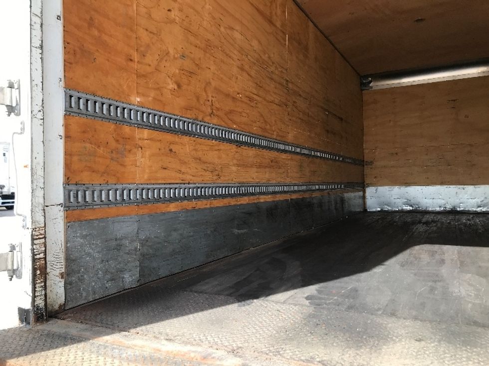 Medium Duty Box Truck-Light and Medium Duty Trucks-Freightliner-2018-M2-Allen Park-MI-135,982\n\t\tmiles-$ 45,750 - Image 10