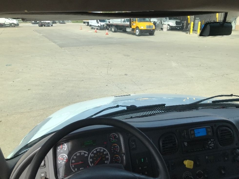 Medium Duty Box Truck-Light and Medium Duty Trucks-Freightliner-2018-M2-Allen Park-MI-135,982\n\t\tmiles-$ 45,750 - Image 17