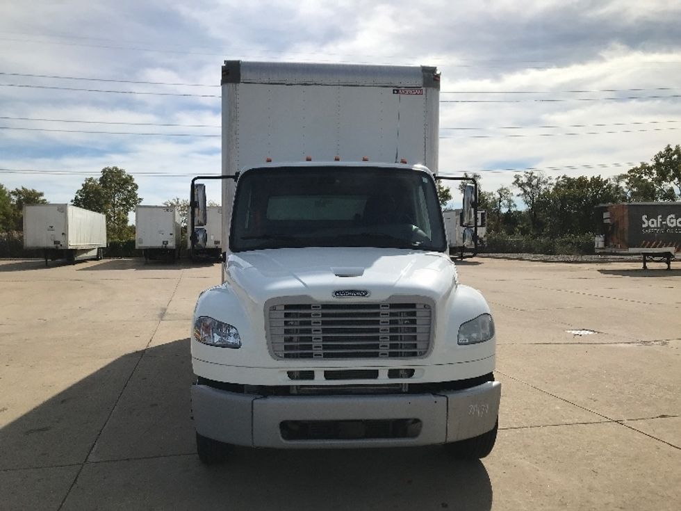 Medium Duty Box Truck-Light and Medium Duty Trucks-Freightliner-2018-M2-Allen Park-MI-135,982\n\t\tmiles-$ 45,750 - Image 2
