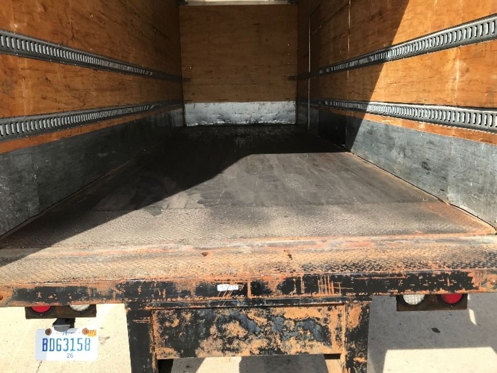 Medium Duty Box Truck-Light and Medium Duty Trucks-Freightliner-2018-M2-Allen Park-MI-135,982\n\t\tmiles-$ 45,750 - Image 9