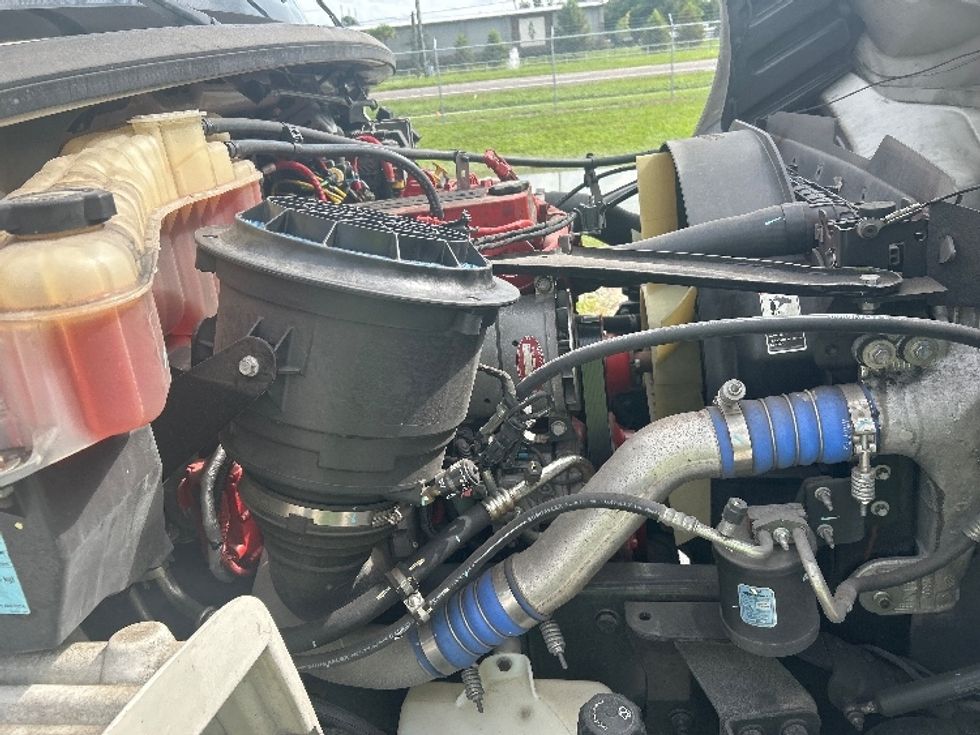 Medium Duty Box Truck-Light and Medium Duty Trucks-Freightliner-2018-M2-Apopka-FL-112,729\n\t\tmiles-$ 62,750 - Image 23