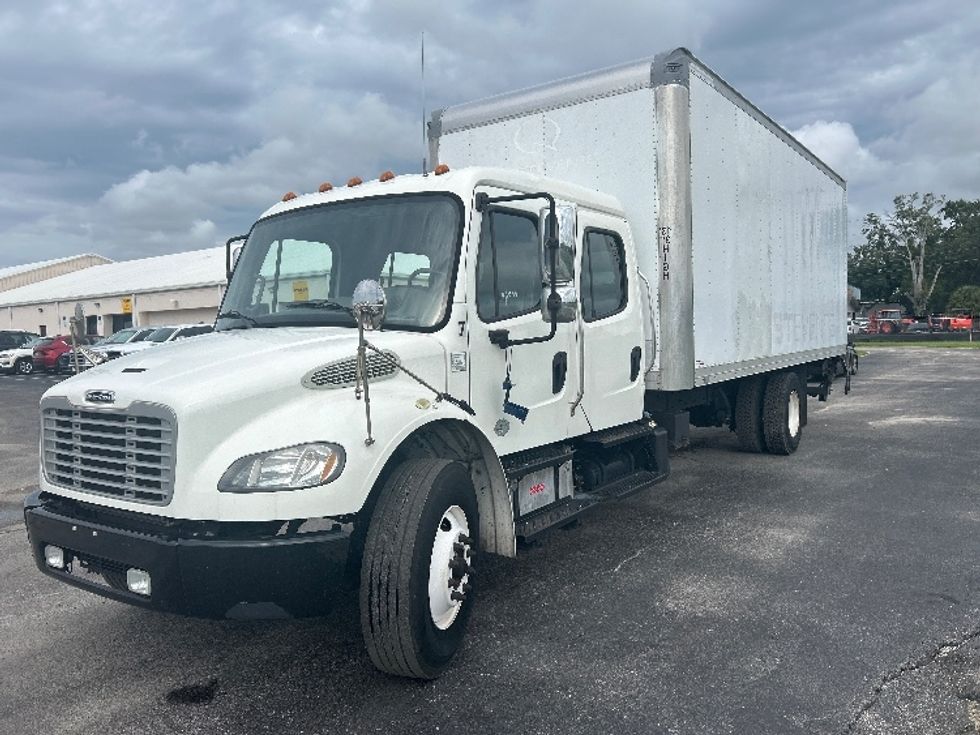 Medium Duty Box Truck-Light and Medium Duty Trucks-Freightliner-2018-M2-Apopka-FL-112,729\n\t\tmiles-$ 62,750 - Image 3