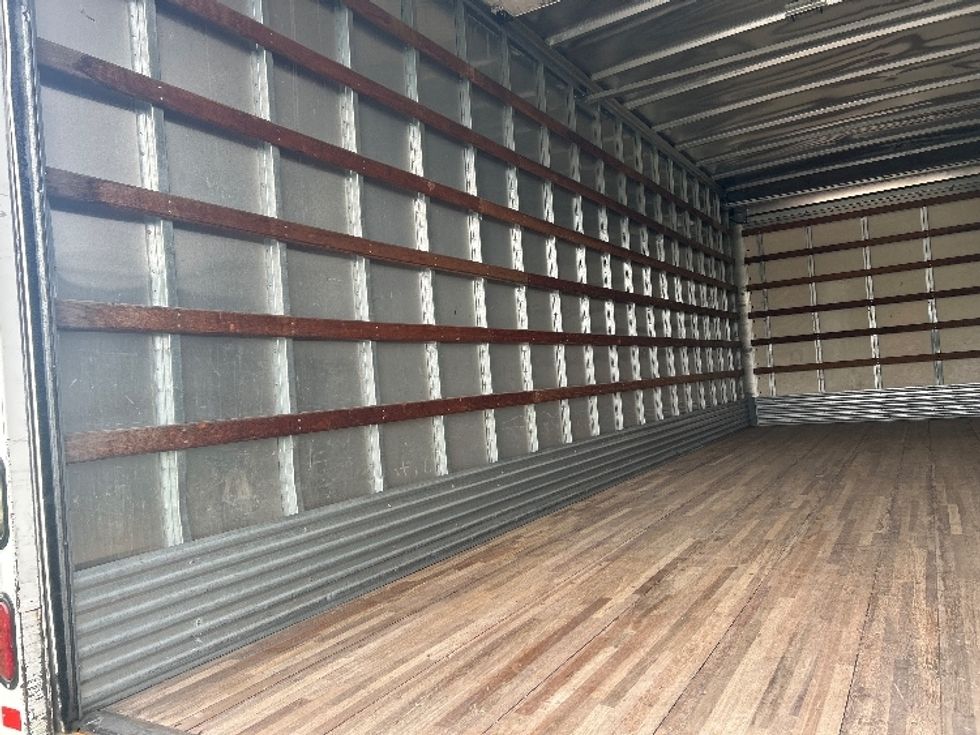 Medium Duty Box Truck-Light and Medium Duty Trucks-Freightliner-2018-M2-Apopka-FL-245,461\n\t\tmiles-$ 39,000 - Image 11