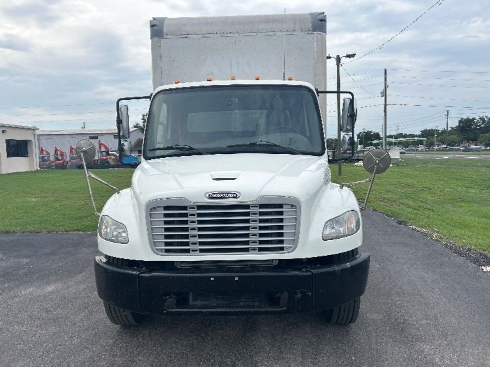 Medium Duty Box Truck-Light and Medium Duty Trucks-Freightliner-2018-M2-Apopka-FL-245,461\n\t\tmiles-$ 39,000 - Image 2