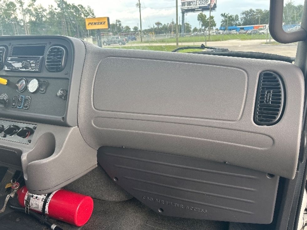 Medium Duty Box Truck-Light and Medium Duty Trucks-Freightliner-2018-M2-Apopka-FL-245,461\n\t\tmiles-$ 39,000 - Image 21