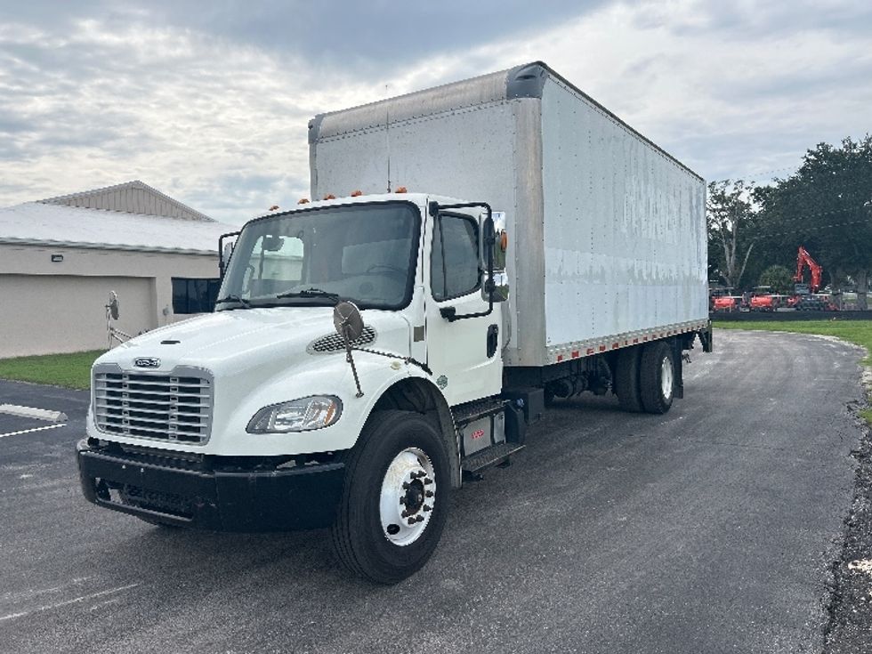 Medium Duty Box Truck-Light and Medium Duty Trucks-Freightliner-2018-M2-Apopka-FL-245,461\n\t\tmiles-$ 39,000 - Image 3