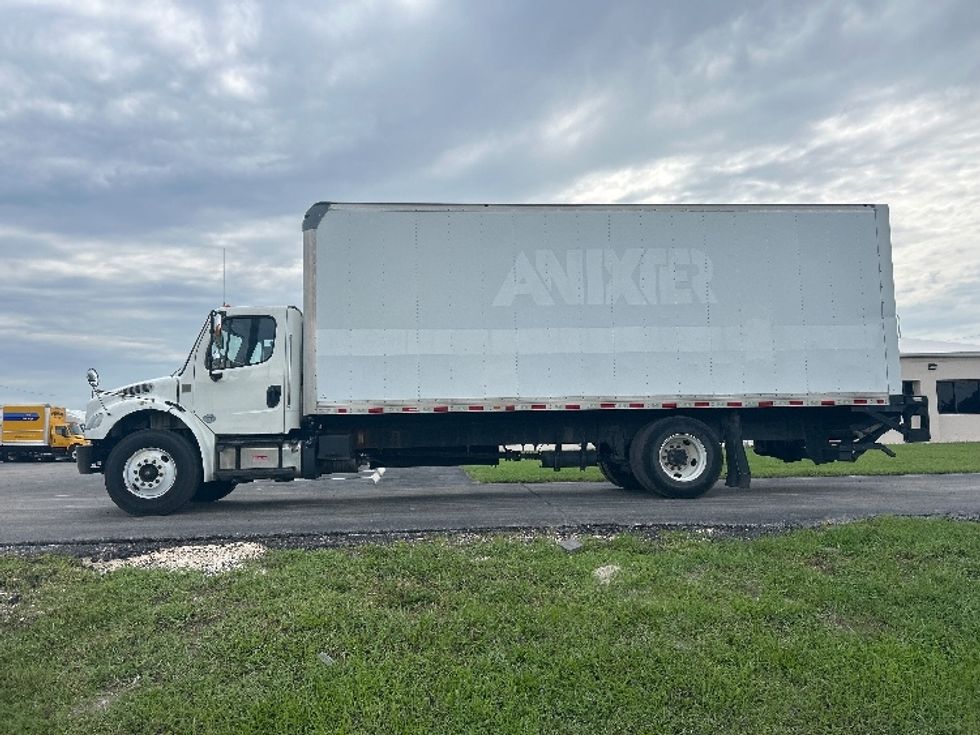 Medium Duty Box Truck-Light and Medium Duty Trucks-Freightliner-2018-M2-Apopka-FL-245,461\n\t\tmiles-$ 39,000 - Image 4