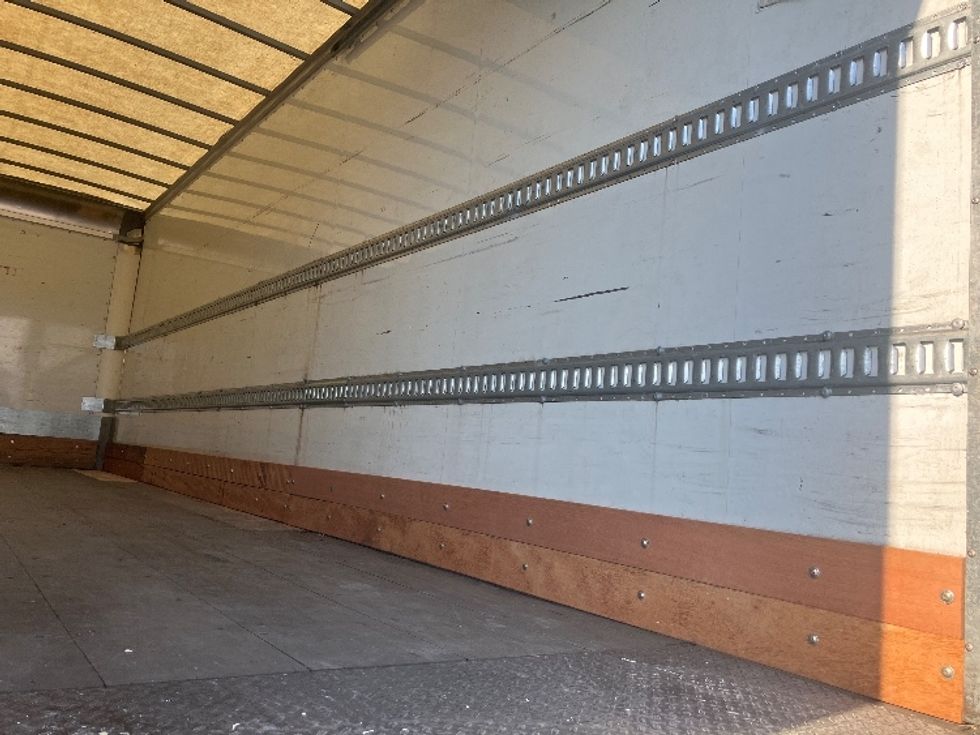 Medium Duty Box Truck-Light and Medium Duty Trucks-Freightliner-2018-M2-Apopka-FL-291,227\n\t\tmiles-$ 21,000 - Image 12