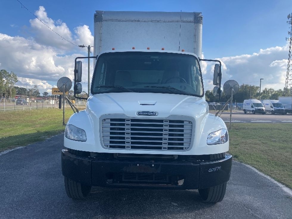 Medium Duty Box Truck-Light and Medium Duty Trucks-Freightliner-2018-M2-Apopka-FL-291,227\n\t\tmiles-$ 21,000 - Image 2