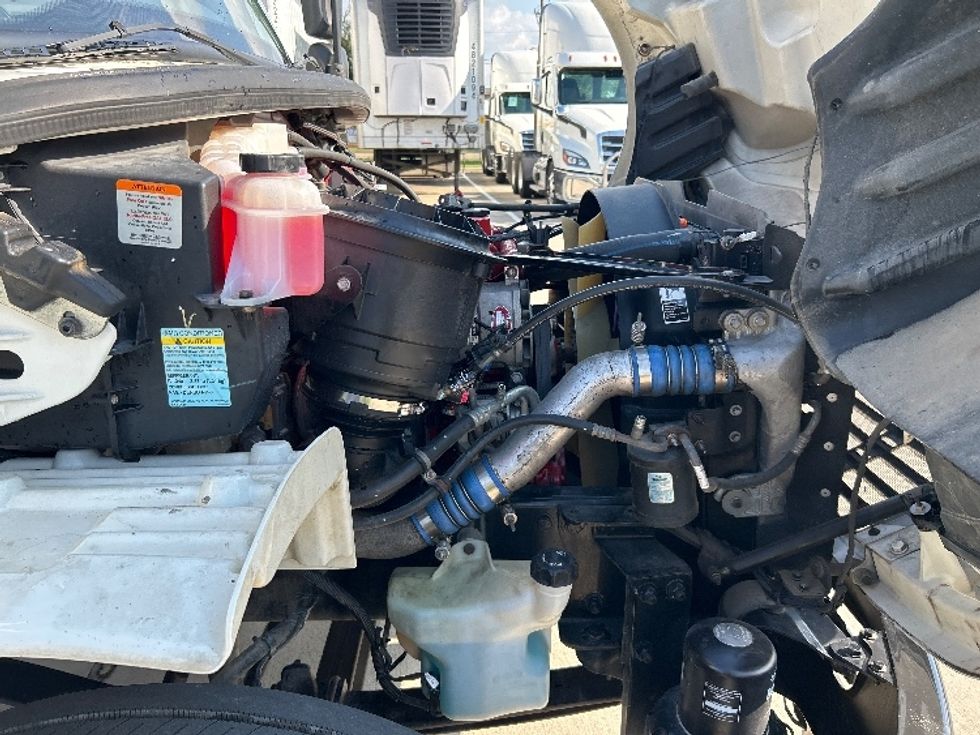 Medium Duty Box Truck-Light and Medium Duty Trucks-Freightliner-2018-M2-Arlington-TX-192,445\n\t\tmiles-$ 49,000 - Image 23