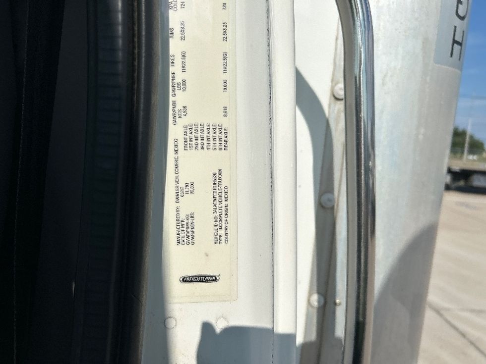 Medium Duty Box Truck-Light and Medium Duty Trucks-Freightliner-2018-M2-Arlington-TX-192,445\n\t\tmiles-$ 49,000 - Image 25