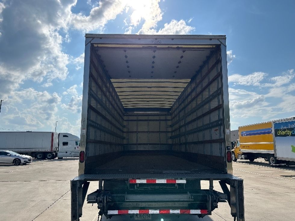 Medium Duty Box Truck-Light and Medium Duty Trucks-Freightliner-2018-M2-Arlington-TX-192,445\n\t\tmiles-$ 49,000 - Image 8