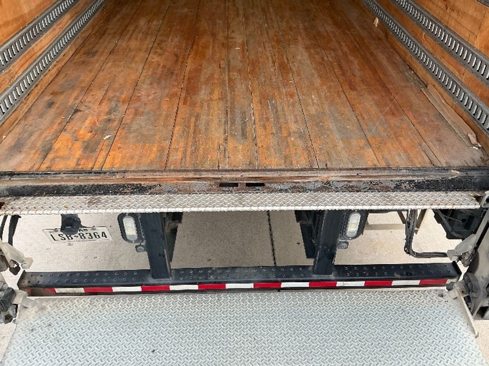 Medium Duty Box Truck-Light and Medium Duty Trucks-Freightliner-2018-M2-Arlington-TX-310,863\n\t\tmiles-$ 30,750 - Image 10