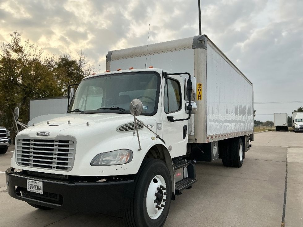 Medium Duty Box Truck-Light and Medium Duty Trucks-Freightliner-2018-M2-Arlington-TX-310,863\n\t\tmiles-$ 30,750 - Image 3