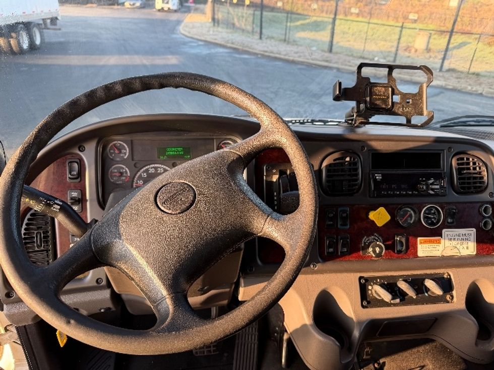 Medium Duty Box Truck-Light and Medium Duty Trucks-Freightliner-2018-M2-Atlanta-GA-143,661\n\t\tmiles-$ 53,750 - Image 14