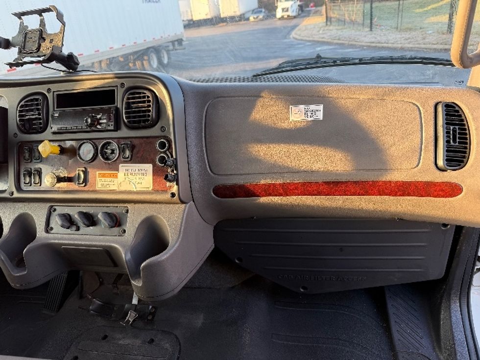 Medium Duty Box Truck-Light and Medium Duty Trucks-Freightliner-2018-M2-Atlanta-GA-143,661\n\t\tmiles-$ 53,750 - Image 17