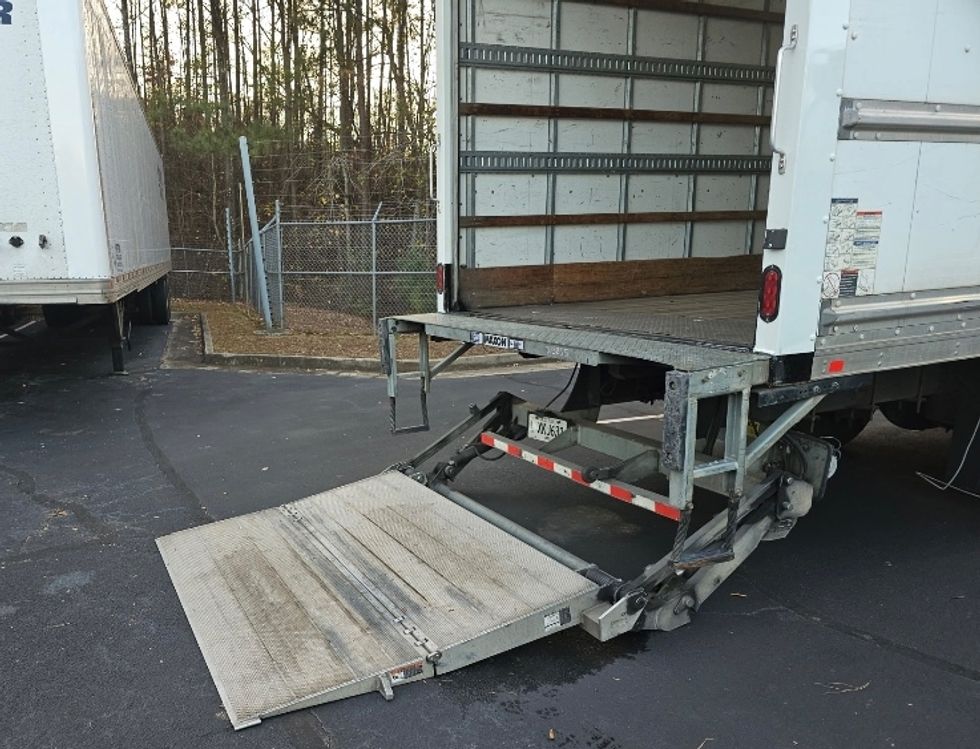 Medium Duty Box Truck-Light and Medium Duty Trucks-Freightliner-2018-M2-Atlanta-GA-143,661\n\t\tmiles-$ 53,750 - Image 22