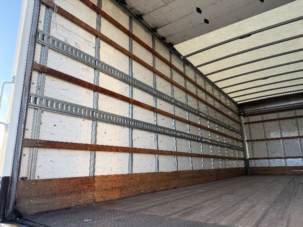 Medium Duty Box Truck-Light and Medium Duty Trucks-Freightliner-2018-M2-Atlanta-GA-143,661\n\t\tmiles-$ 53,750 - Image 9