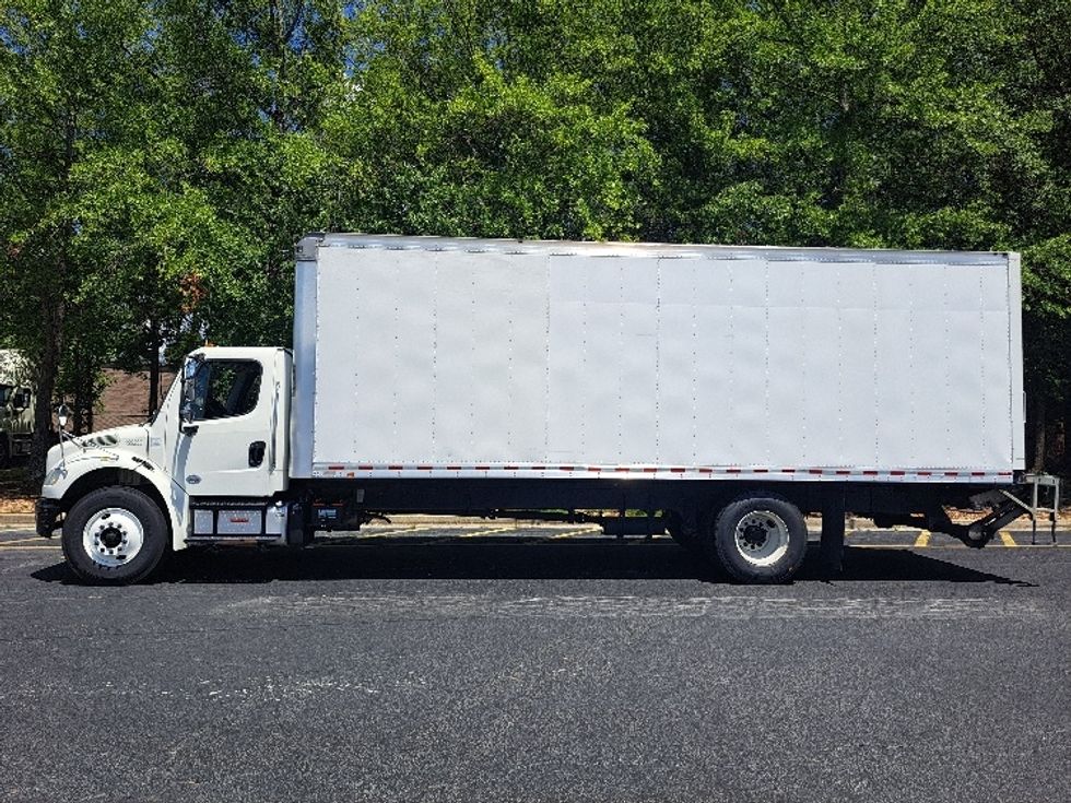 Medium Duty Box Truck-Light and Medium Duty Trucks-Freightliner-2018-M2-Atlanta-GA-219,262\n\t\tmiles-$ 47,750 - Image 4