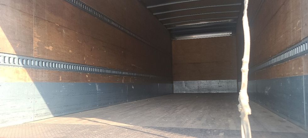 Medium Duty Box Truck-Light and Medium Duty Trucks-Freightliner-2018-M2-Atlanta-GA-242,854\n\t\tmiles-$ 42,750 - Image 11