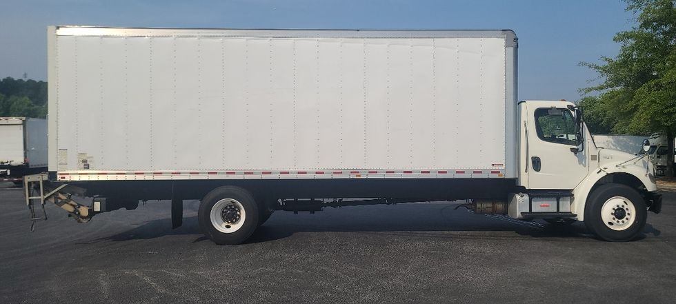 Medium Duty Box Truck-Light and Medium Duty Trucks-Freightliner-2018-M2-Atlanta-GA-242,854\n\t\tmiles-$ 42,750 - Image 15