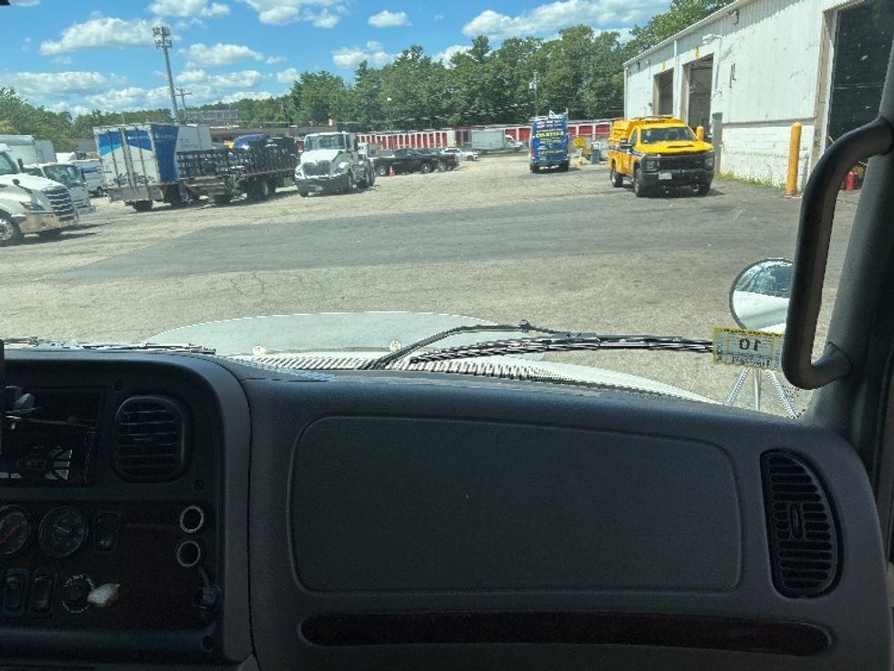 Medium Duty Box Truck-Light and Medium Duty Trucks-Freightliner-2018-M2-Auburn-MA-240,800\n\t\tmiles-$ 30,500 - Image 21