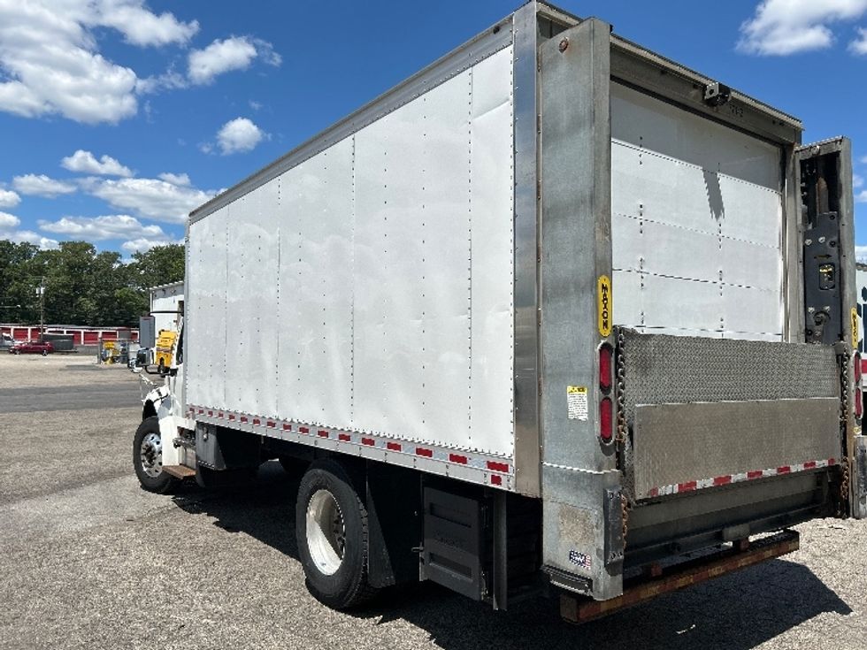 Medium Duty Box Truck-Light and Medium Duty Trucks-Freightliner-2018-M2-Auburn-MA-240,800\n\t\tmiles-$ 30,500 - Image 6