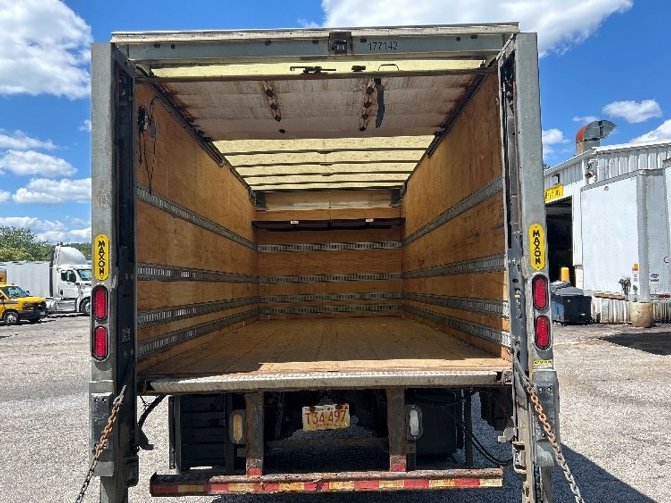 Medium Duty Box Truck-Light and Medium Duty Trucks-Freightliner-2018-M2-Auburn-MA-240,800\n\t\tmiles-$ 30,500 - Image 8