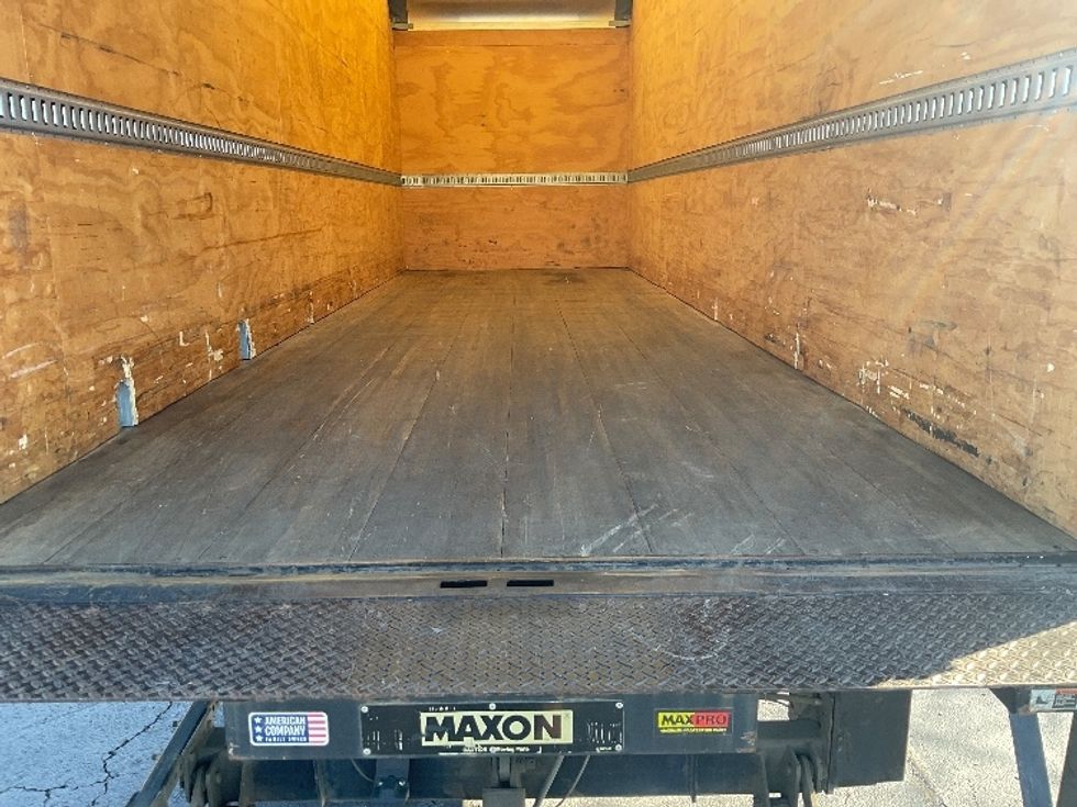 Medium Duty Box Truck-Light and Medium Duty Trucks-Freightliner-2018-M2-Augusta-GA-54,075\n\t\tmiles-$ 57,500 - Image 10