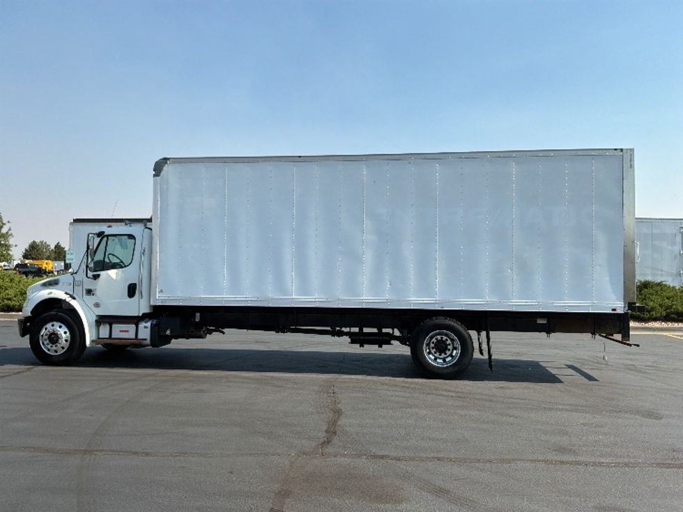Medium Duty Box Truck-Light and Medium Duty Trucks-Freightliner-2018-M2-Aurora-CO-199,841\n\t\tmiles-$ 43,750 - Image 4