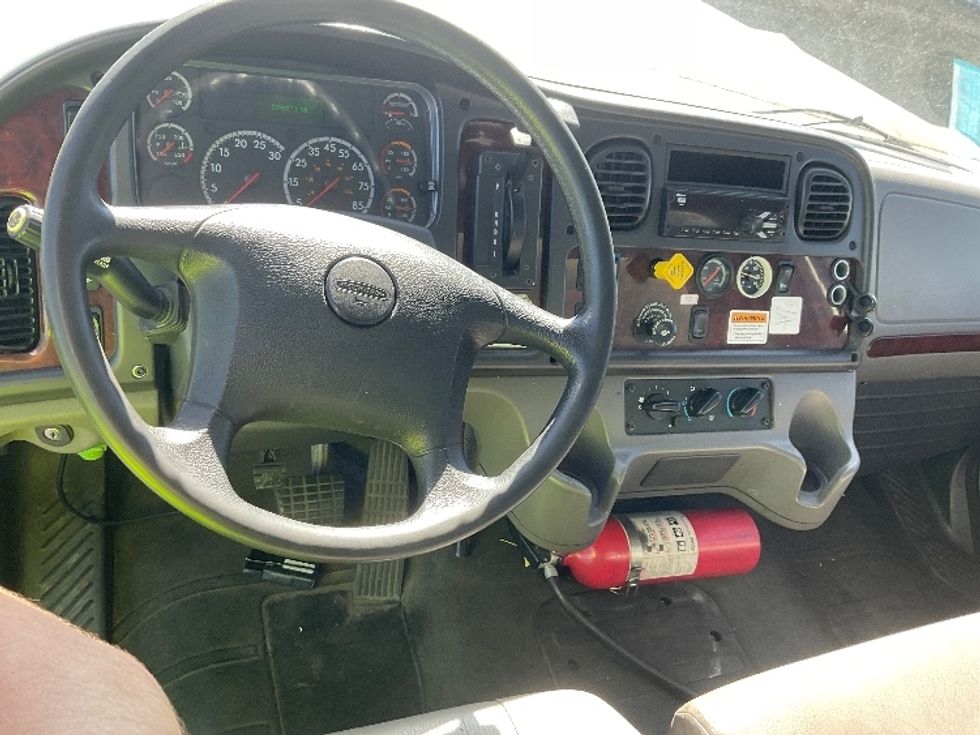 Medium Duty Box Truck-Light and Medium Duty Trucks-Freightliner-2018-M2-Aurora-CO-233,998\n\t\tmiles-$ 37,500 - Image 18