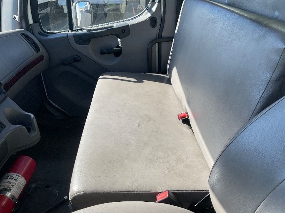 Medium Duty Box Truck-Light and Medium Duty Trucks-Freightliner-2018-M2-Aurora-CO-233,998\n\t\tmiles-$ 37,500 - Image 19