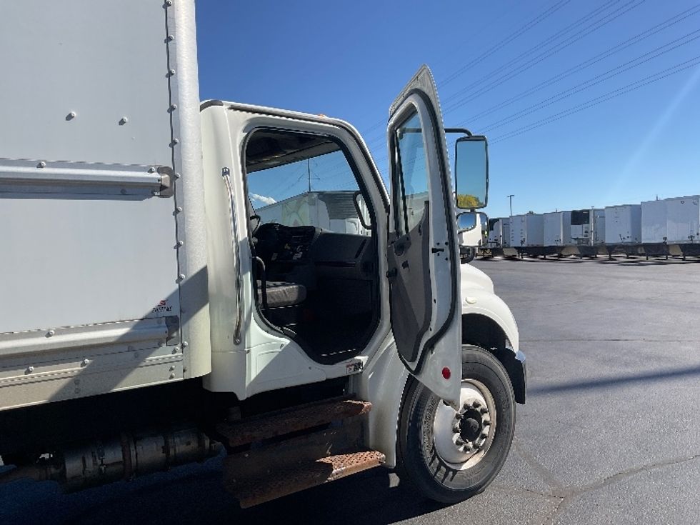 Medium Duty Box Truck-Light and Medium Duty Trucks-Freightliner-2018-M2-Aurora-CO-233,998\n\t\tmiles-$ 37,500 - Image 20
