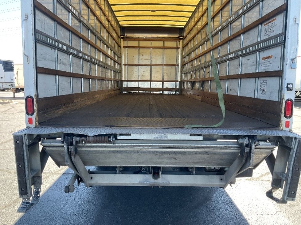 Medium Duty Box Truck-Light and Medium Duty Trucks-Freightliner-2018-M2-Aurora-CO-273,376\n\t\tmiles-$ 31,750 - Image 8