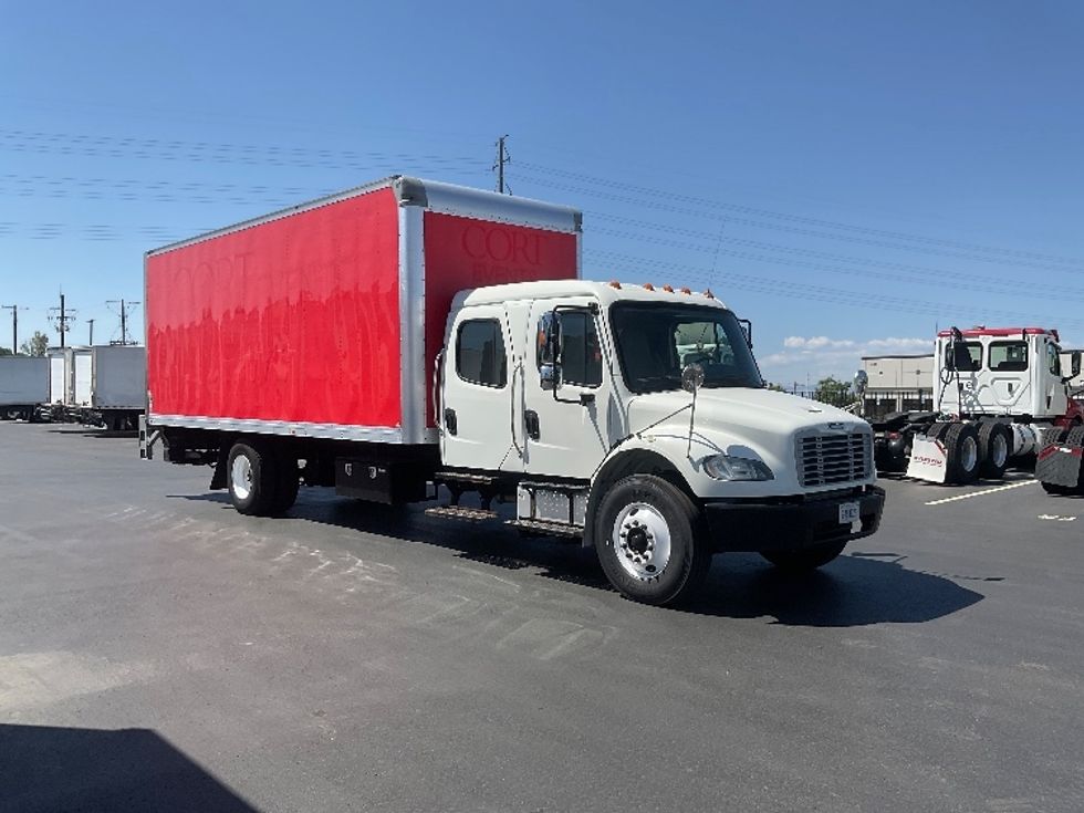 Medium Duty Box Truck-Light and Medium Duty Trucks-Freightliner-2018-M2-Aurora-CO-80,697\n\t\tmiles-$ 65,500 - Image 1