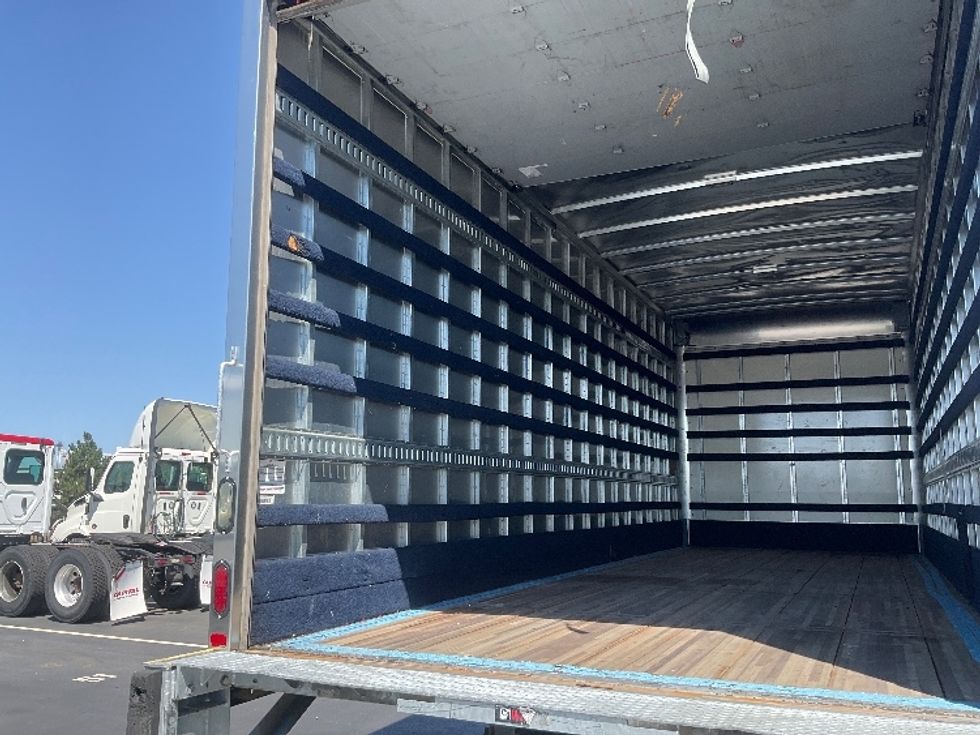 Medium Duty Box Truck-Light and Medium Duty Trucks-Freightliner-2018-M2-Aurora-CO-80,697\n\t\tmiles-$ 65,500 - Image 11