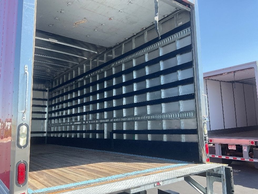 Medium Duty Box Truck-Light and Medium Duty Trucks-Freightliner-2018-M2-Aurora-CO-80,697\n\t\tmiles-$ 65,500 - Image 12