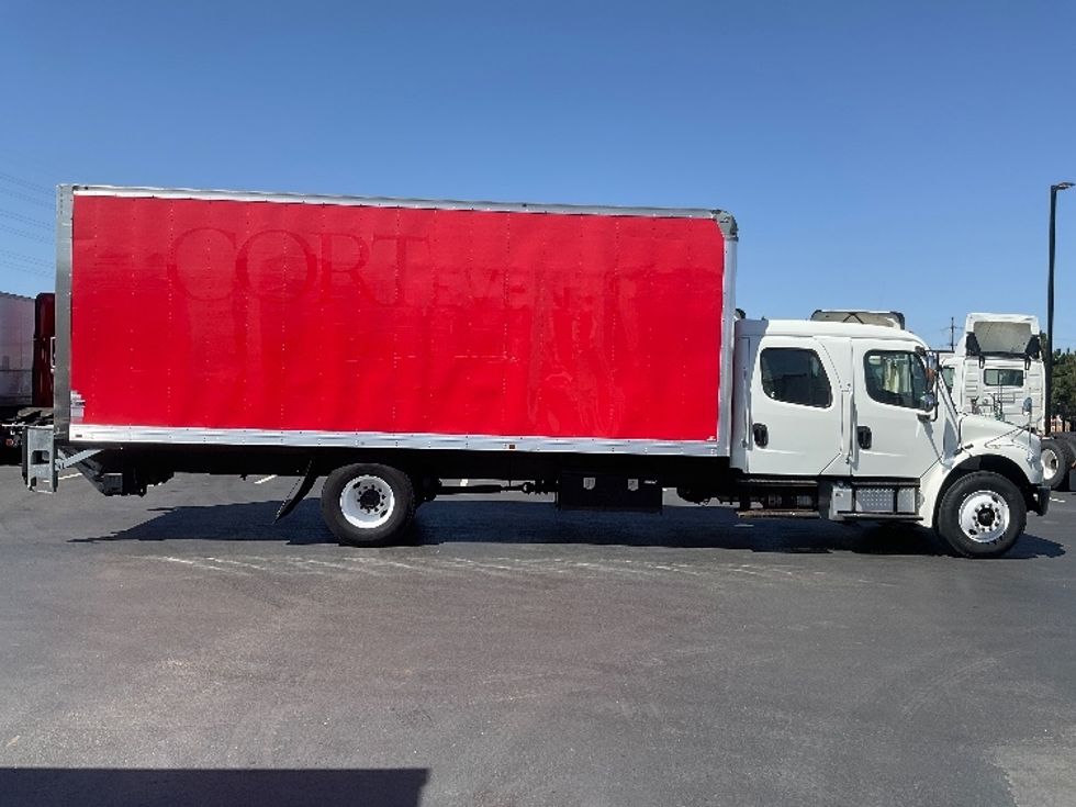 Medium Duty Box Truck-Light and Medium Duty Trucks-Freightliner-2018-M2-Aurora-CO-80,697\n\t\tmiles-$ 65,500 - Image 15