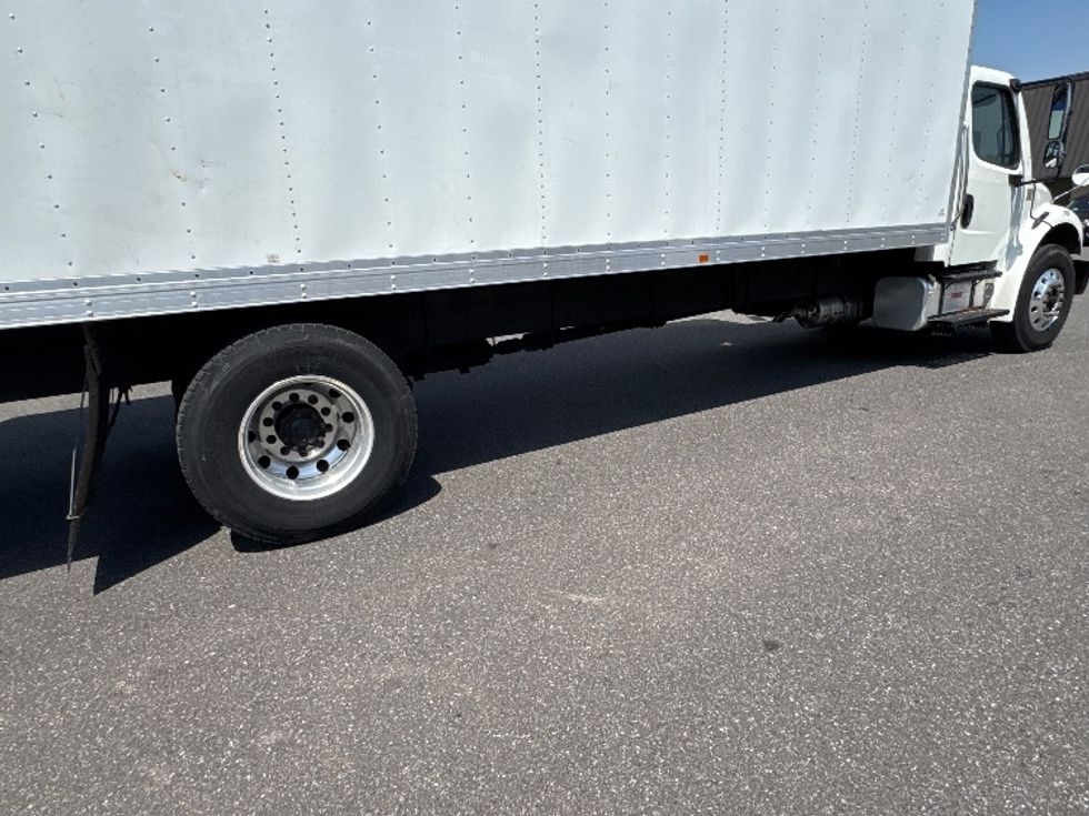Medium Duty Box Truck-Light and Medium Duty Trucks-Freightliner-2018-M2-Baltimore-MD-192,235\n\t\tmiles-$ 52,500 - Image 14