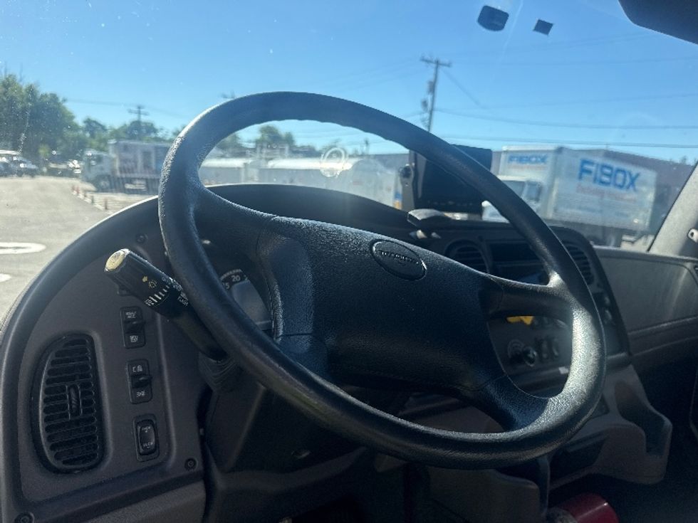Medium Duty Box Truck-Light and Medium Duty Trucks-Freightliner-2018-M2-Baltimore-MD-192,235\n\t\tmiles-$ 52,500 - Image 17
