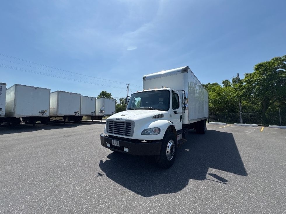 Medium Duty Box Truck-Light and Medium Duty Trucks-Freightliner-2018-M2-Baltimore-MD-192,235\n\t\tmiles-$ 52,500 - Image 3
