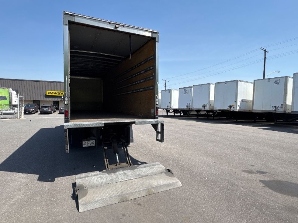Medium Duty Box Truck-Light and Medium Duty Trucks-Freightliner-2018-M2-Baltimore-MD-192,235\n\t\tmiles-$ 52,500 - Image 9