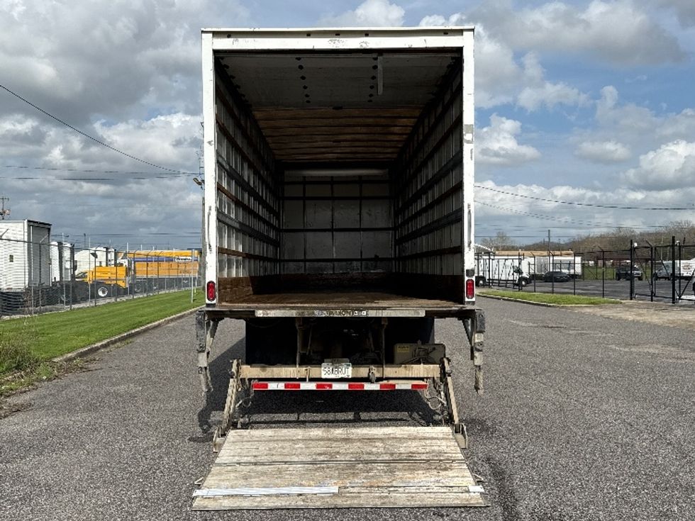 Medium Duty Box Truck-Light and Medium Duty Trucks-Freightliner-2018-M2-Birmingham-AL-140,460\n\t\tmiles-$ 52,750 - Image 10