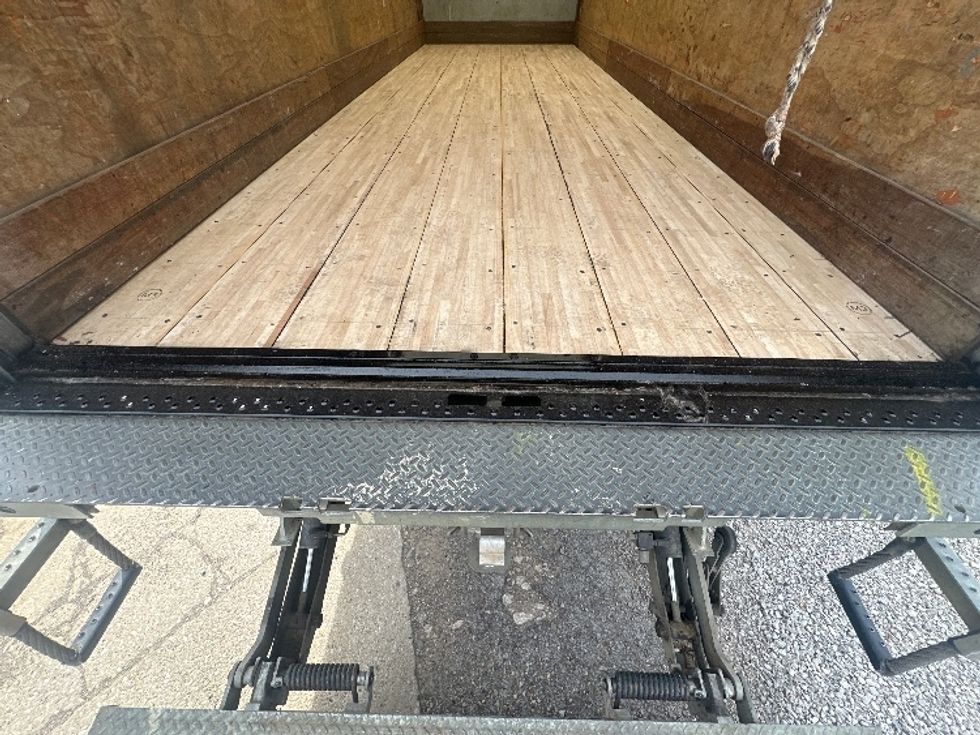 Medium Duty Box Truck-Light and Medium Duty Trucks-Freightliner-2018-M2-Birmingham-AL-325,440\n\t\tmiles-$ 25,250 - Image 10