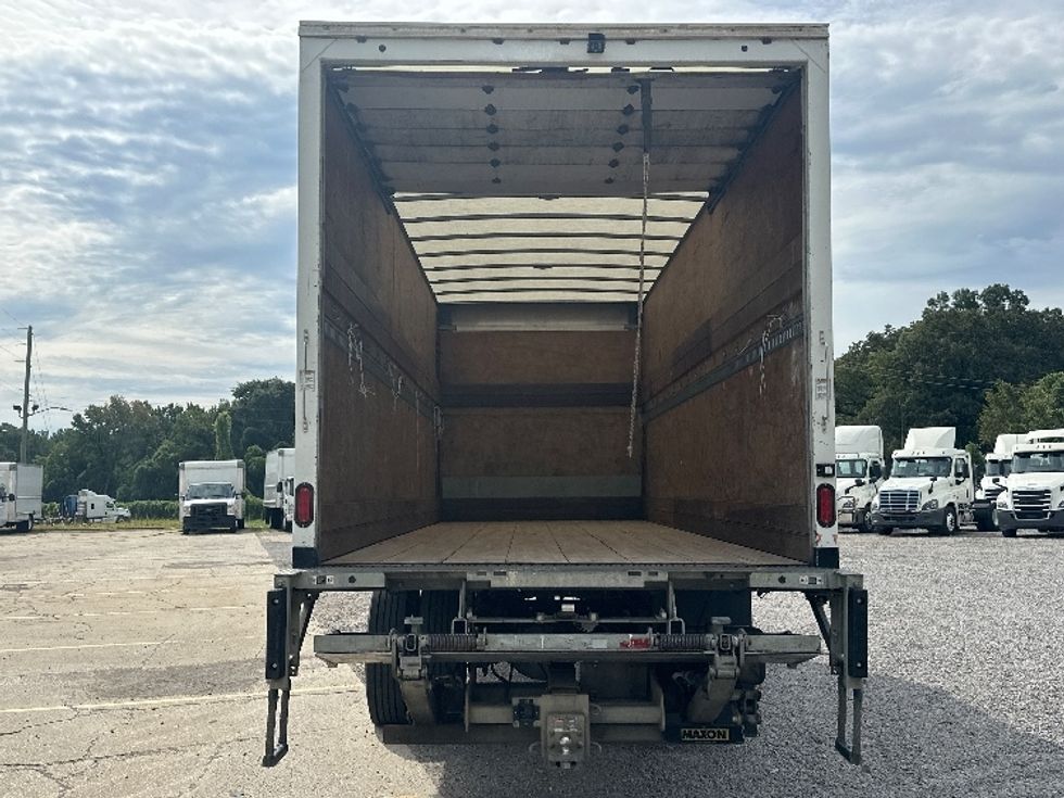 Medium Duty Box Truck-Light and Medium Duty Trucks-Freightliner-2018-M2-Birmingham-AL-325,440\n\t\tmiles-$ 25,250 - Image 8