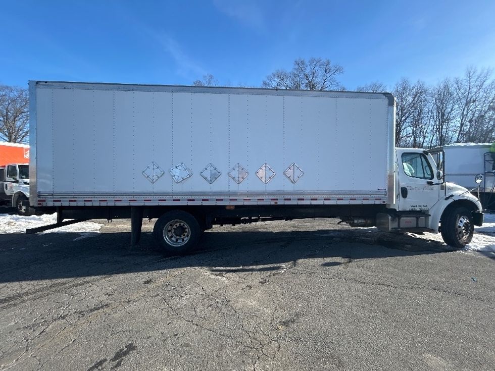 Medium Duty Box Truck-Light and Medium Duty Trucks-Freightliner-2018-M2-Braintree-MA-19,331\n\t\tmiles-$ 49,500 - Image 15