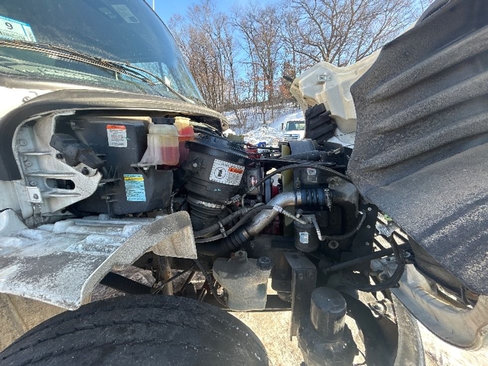 Medium Duty Box Truck-Light and Medium Duty Trucks-Freightliner-2018-M2-Braintree-MA-19,331\n\t\tmiles-$ 49,500 - Image 22