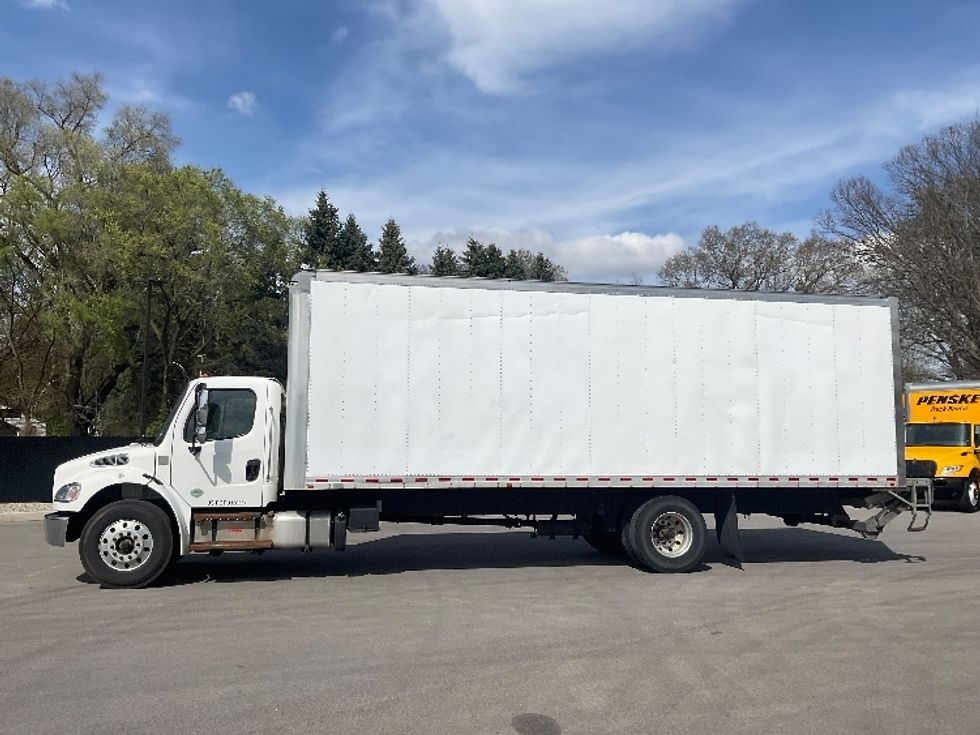 Medium Duty Box Truck-Light and Medium Duty Trucks-Freightliner-2018-M2-Byron Center-MI-134,431\n\t\tmiles-$ 53,500 - Image 4
