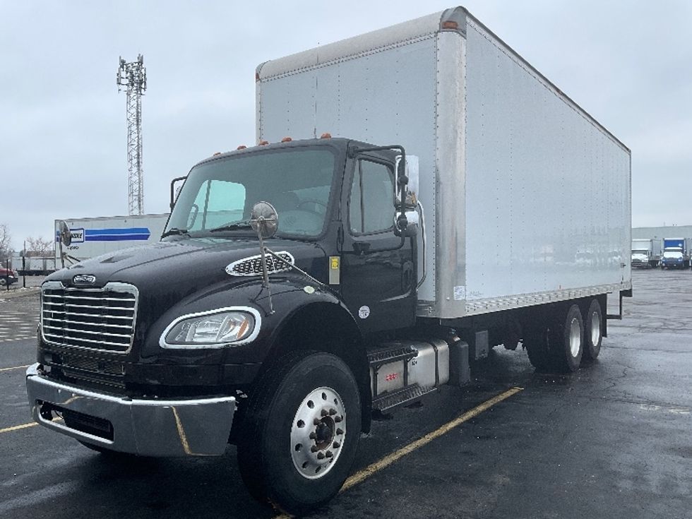Medium Duty Box Truck-Light and Medium Duty Trucks-Freightliner-2018-M2-Cambridge-ON-37,164\n\t\tkm-$ 85,500 - Image 3